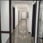 Sunshine Rose - Sea View, Neubau, Luxus דירה סבטי ולאס