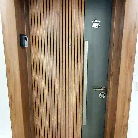 Sunshine Rose - Sea View, Neubau, Luxus アパート *