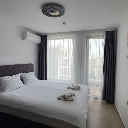 Sunshine Rose - Sea View, Neubau, Luxus Apartman